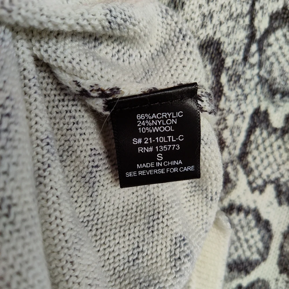 VICI Houdini Top - Picture 6 of 6